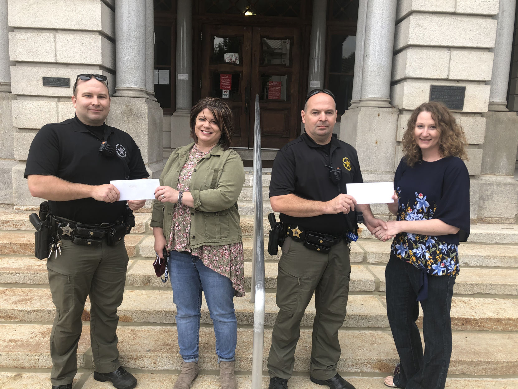 Deputies make donation to SAFE and ARCC